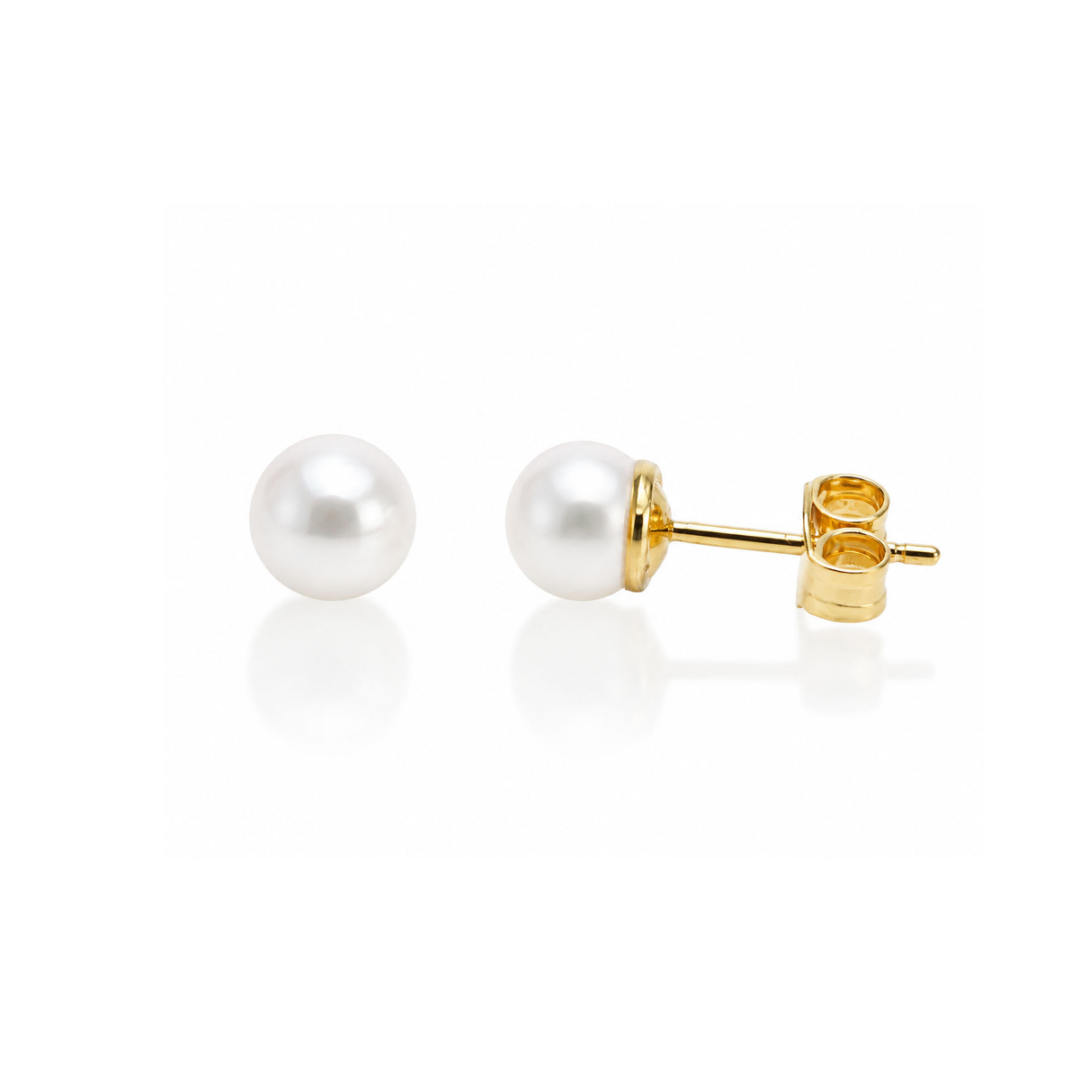 Pearly Stud Earrings