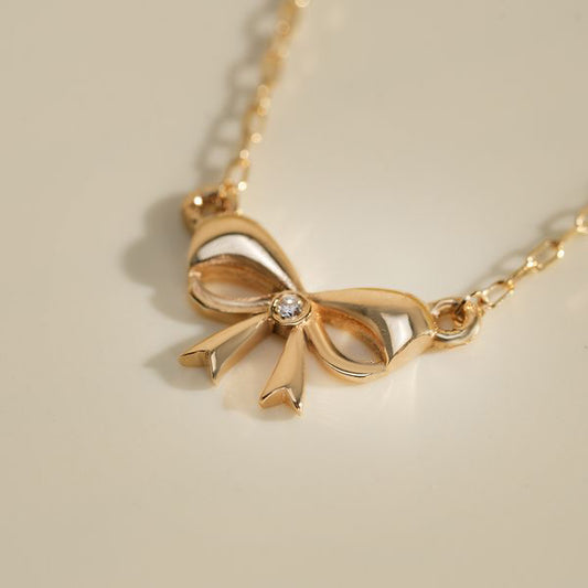 Ribbon Diamond Necklace